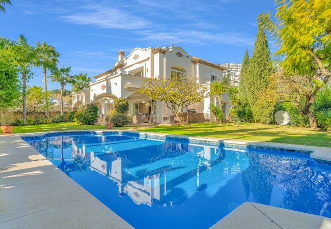 Villa en La Quinta - Villa La Quinta - 5 Bedroom Villa with Heated Pool 