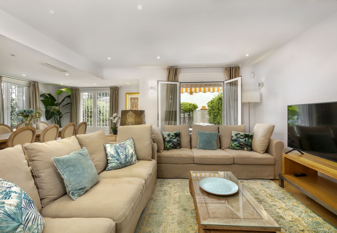 Casa adosada en Marbella - Casa Palmera - Marbellamar
