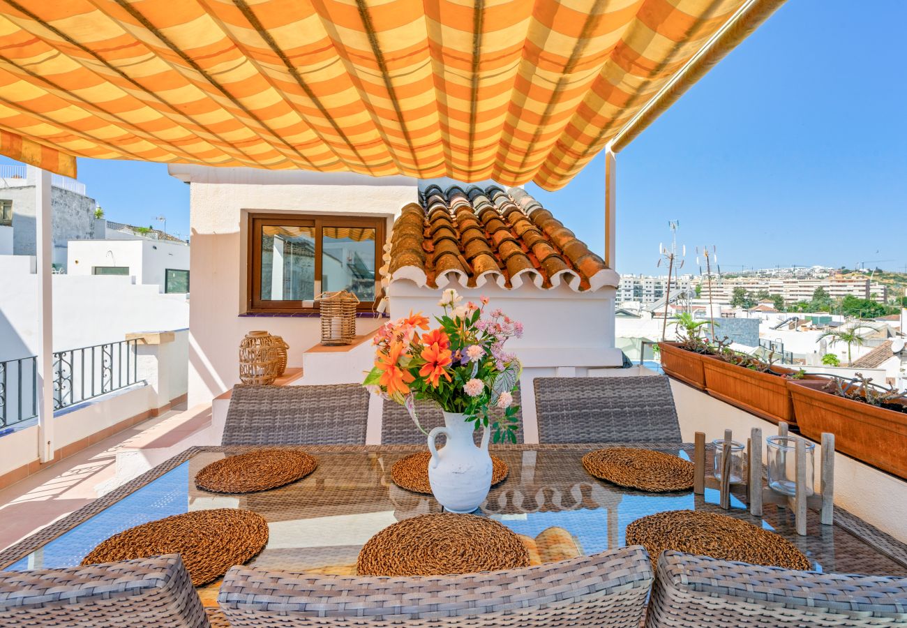 Terraced House in Estepona - Casa Malin - Beautiful Old-Town House (Finest Rentals)